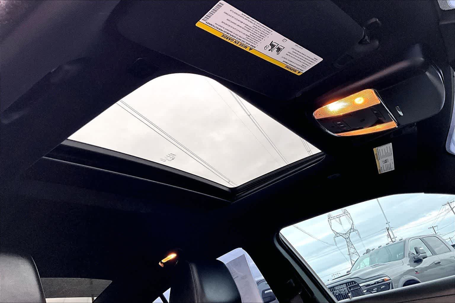 Thumbnail: 2020 Dodge Charger - 30