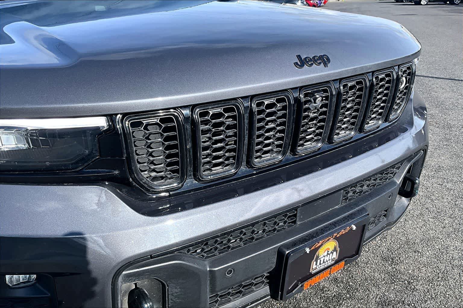 Thumbnail: 2023 Jeep Grand Cherokee - 33