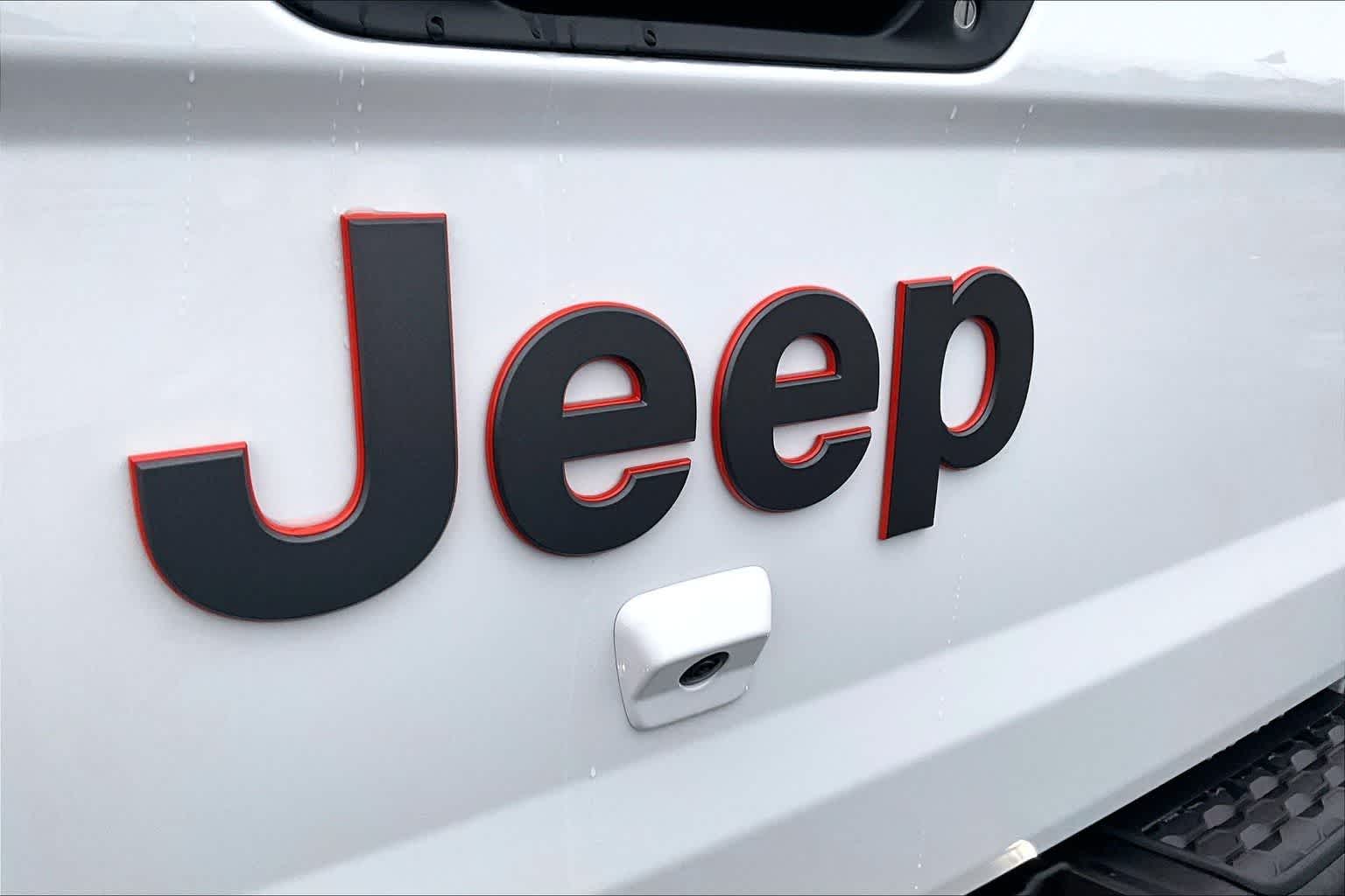 Thumbnail: 2026 Jeep Gladiator - 7