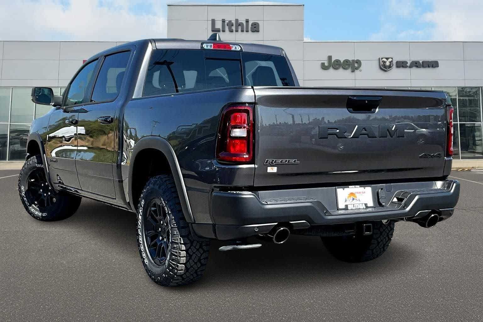 Thumbnail: 2026 RAM 1500 - 4