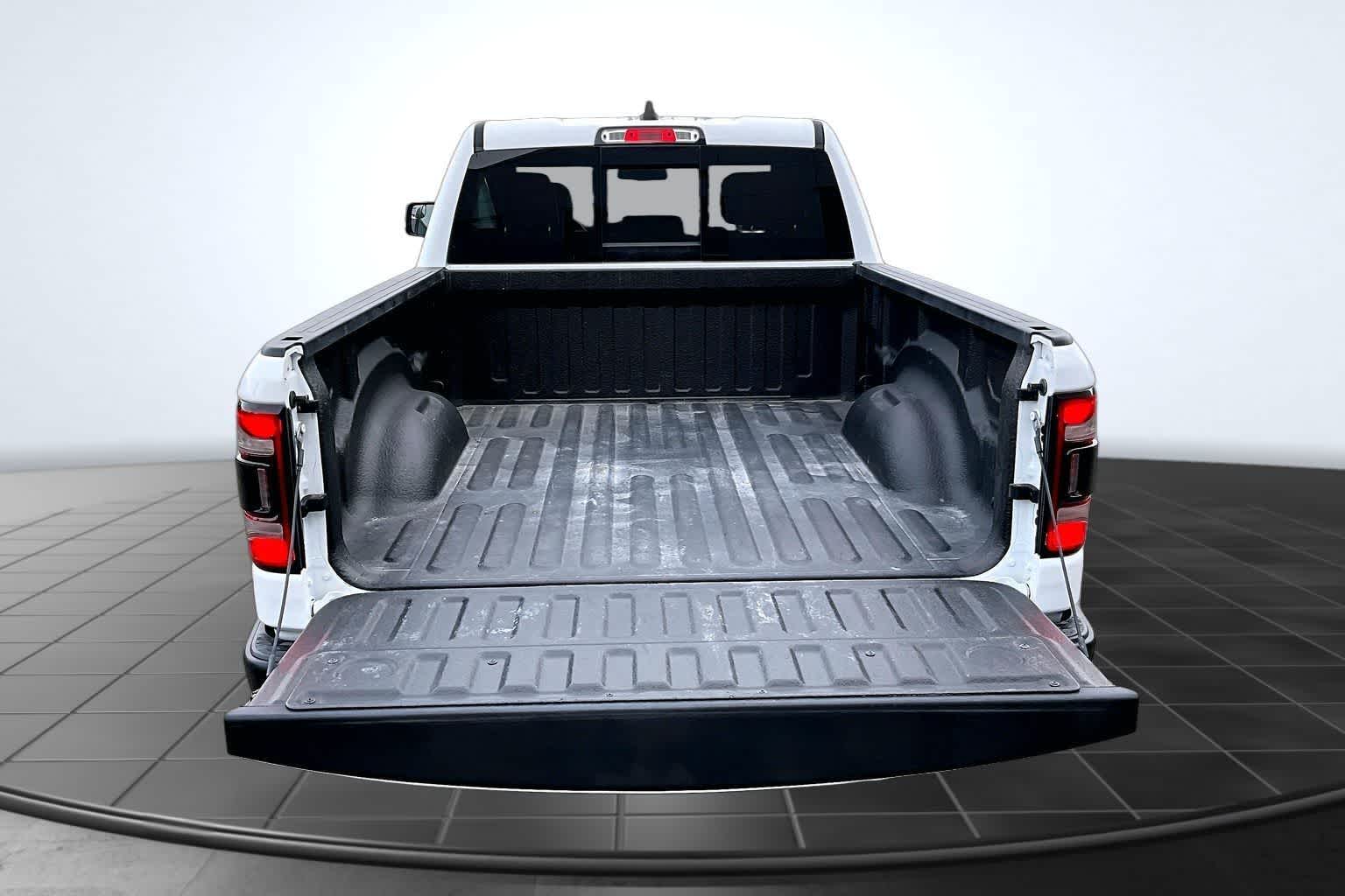Thumbnail: 2019 RAM 1500 - 19