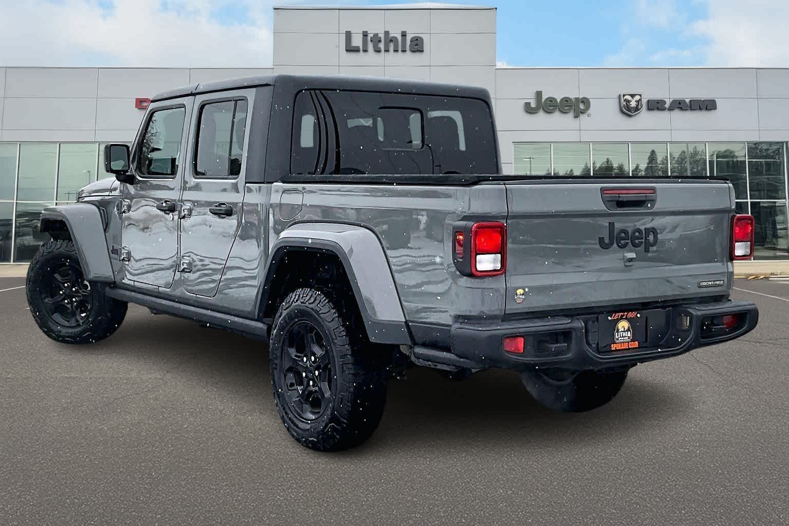 Thumbnail: 2021 Jeep Gladiator - 4