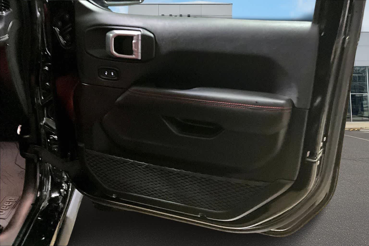 Thumbnail: 2024 Jeep Wrangler - 28