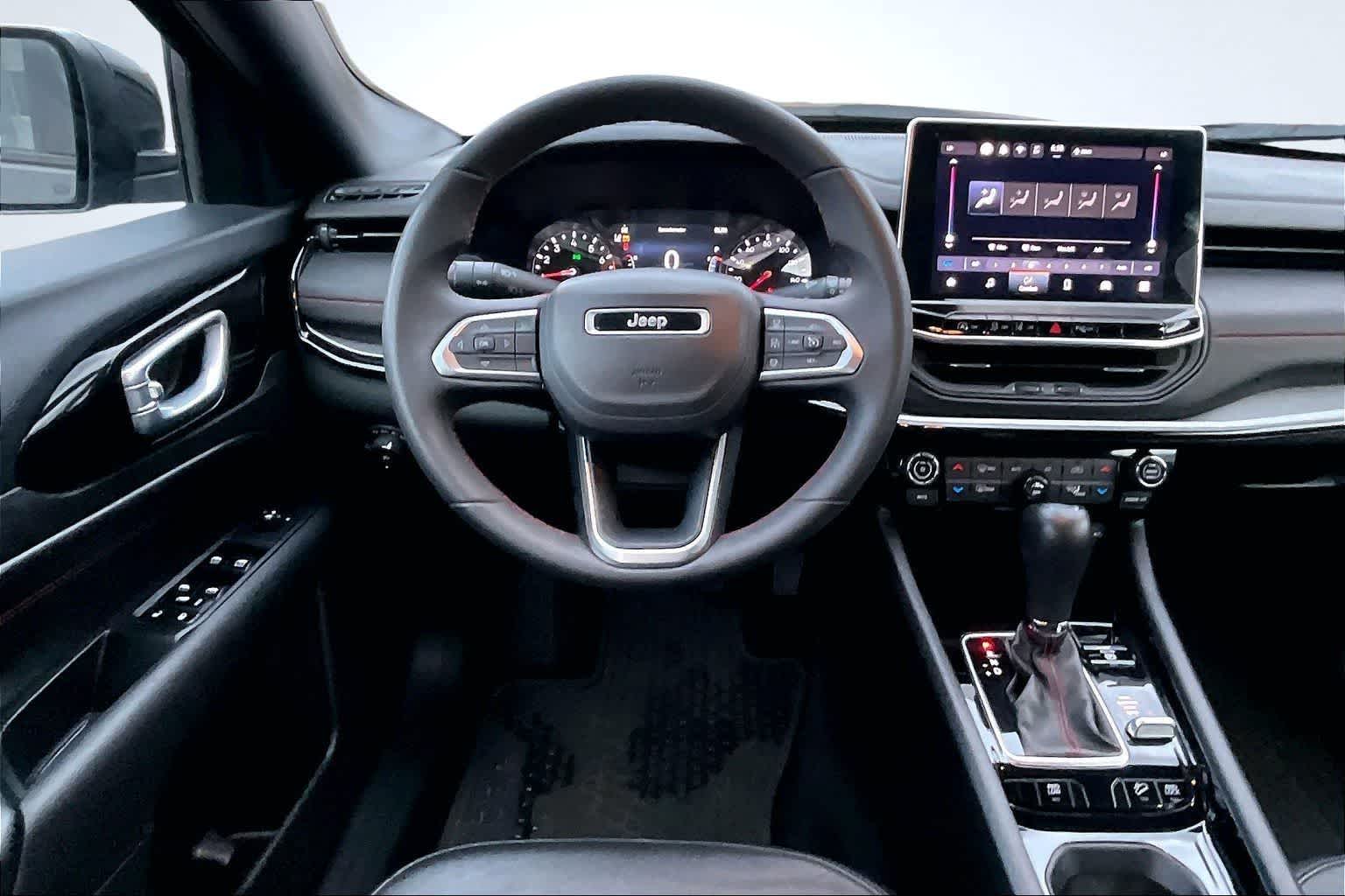 Thumbnail: 2024 Jeep Compass - 15