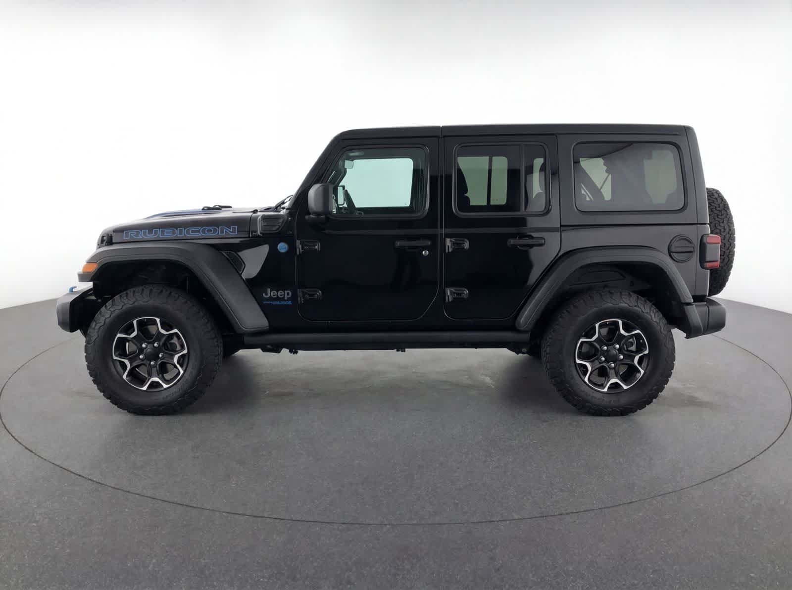 Thumbnail: 2023 Jeep Wrangler - 6