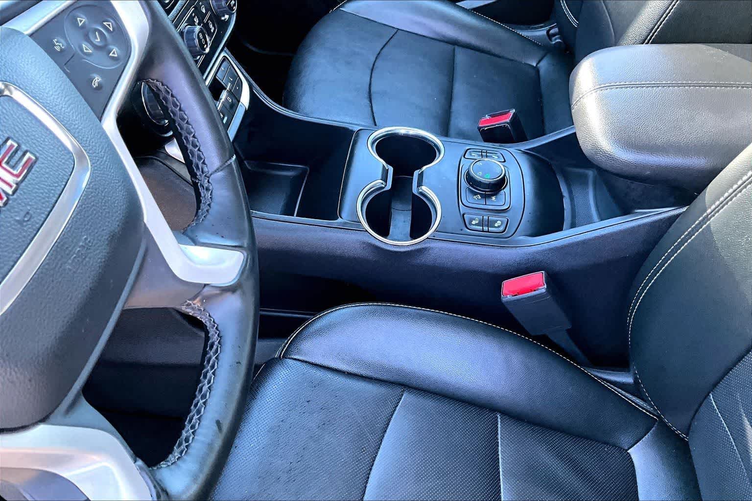 Thumbnail: 2024 GMC Terrain - 17