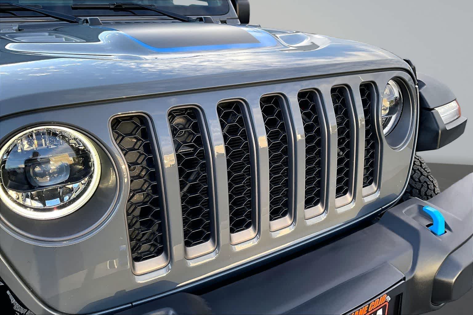Thumbnail: 2023 Jeep Wrangler - 32