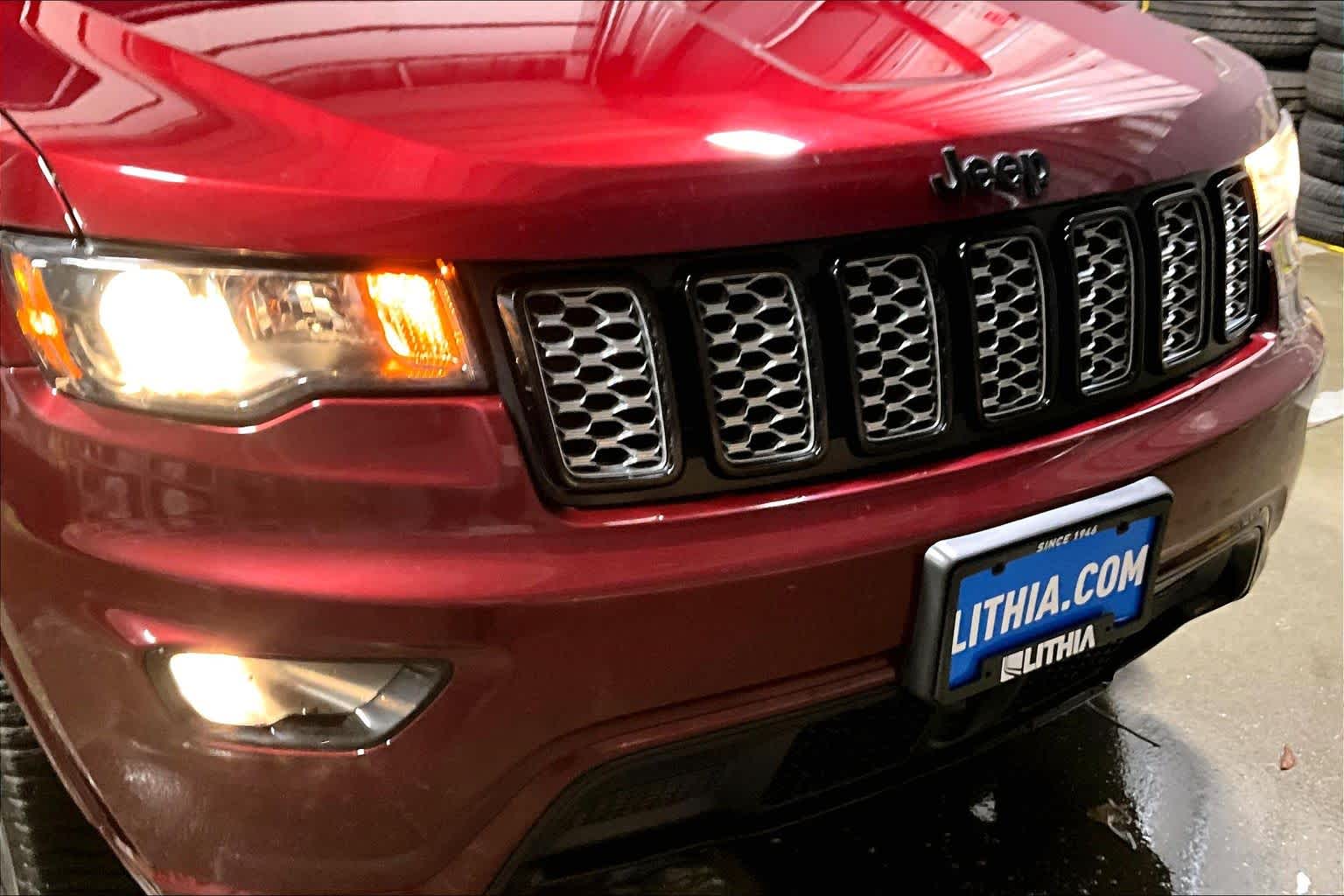 Thumbnail: 2020 Jeep Grand Cherokee - 33