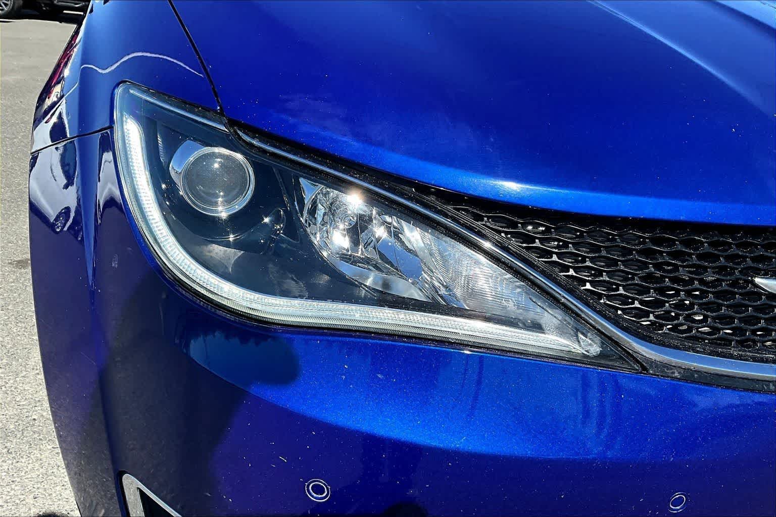 Thumbnail: 2020 Chrysler Pacifica - 31