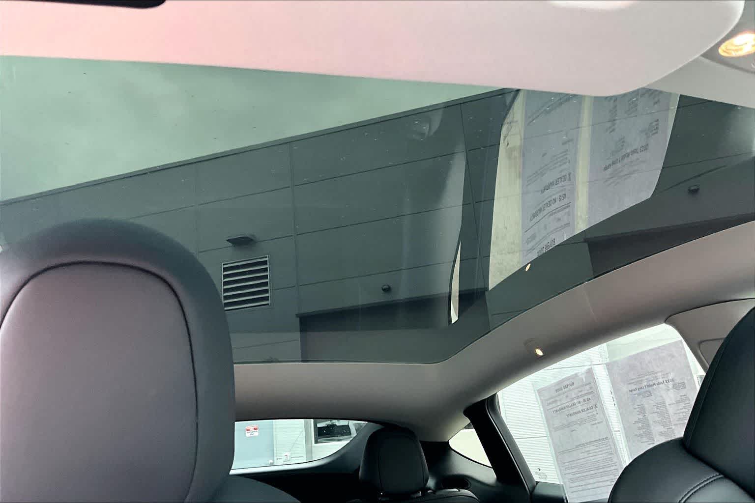 Thumbnail: 2023 Tesla Model Y - 30