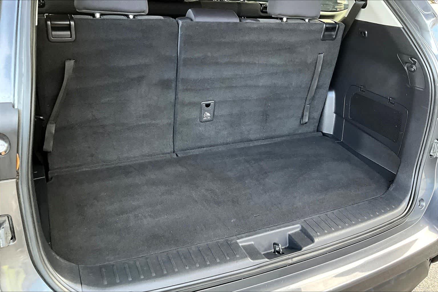 Thumbnail: 2024 Toyota Highlander - 19