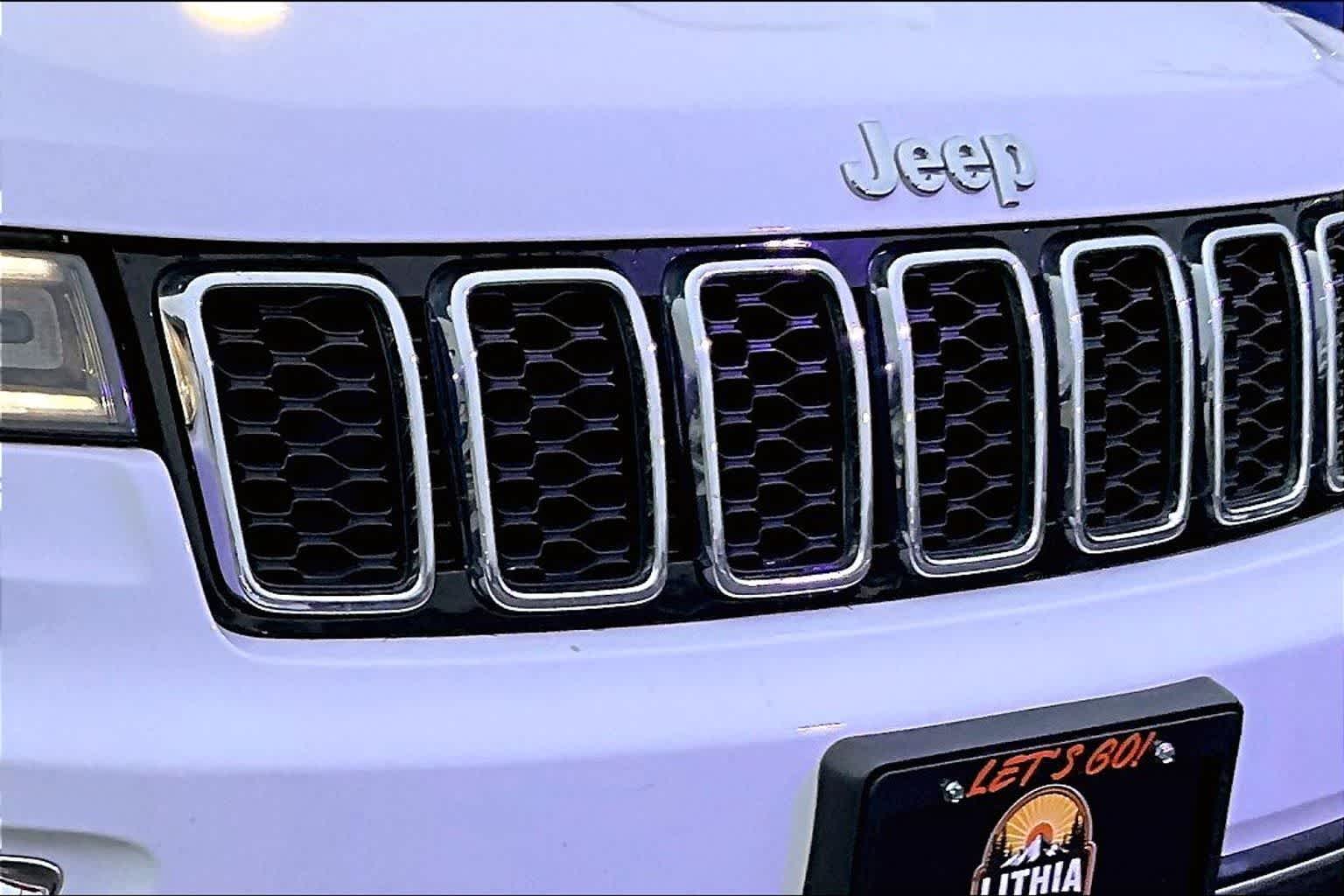 Thumbnail: 2021 Jeep Grand Cherokee - 33