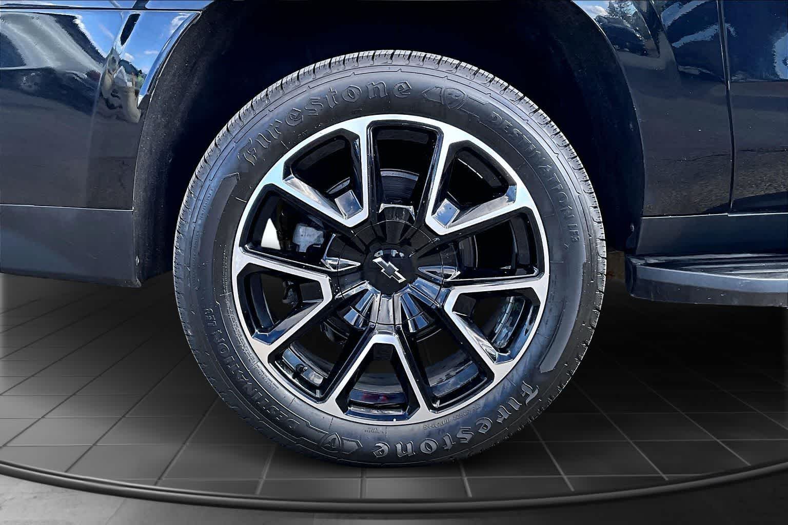 Thumbnail: 2024 Chevrolet Suburban - 35