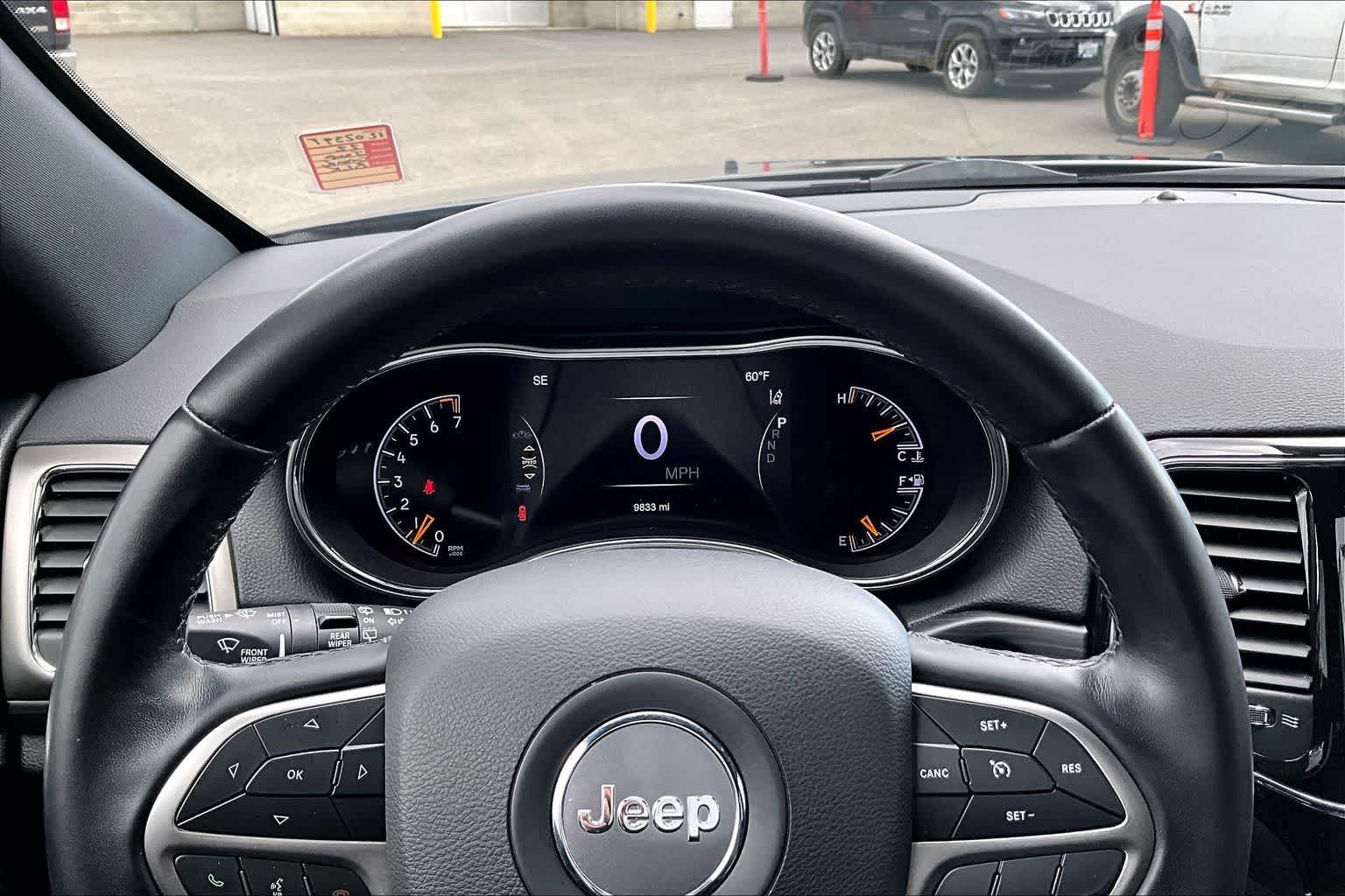 Thumbnail: 2022 Jeep Grand Cherokee - 18