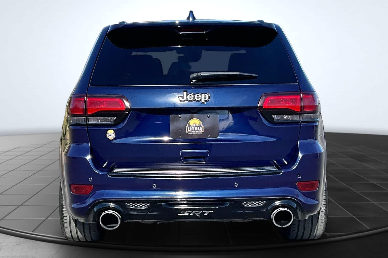 Thumbnail: 2017 Jeep Grand Cherokee - 5