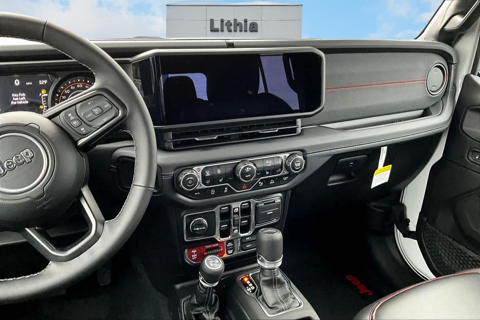 Thumbnail: 2025 Jeep Gladiator - 16