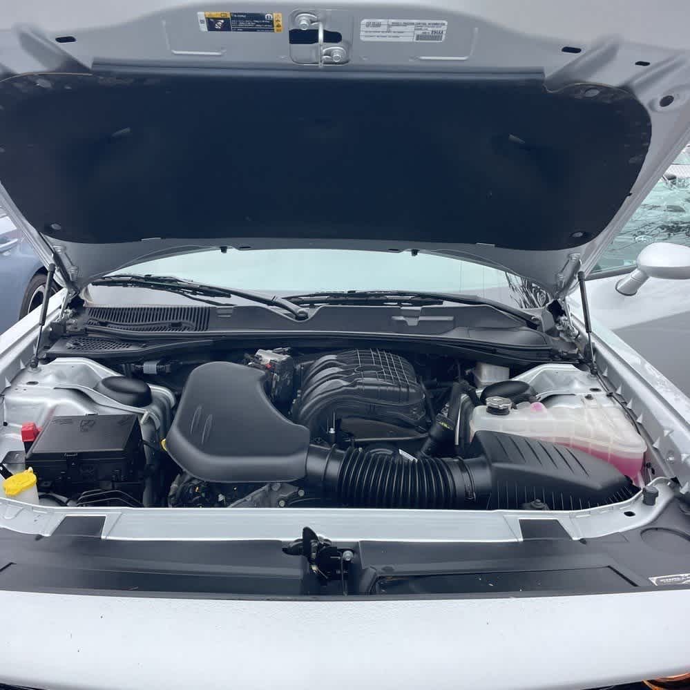 2023 Dodge Challenger SXT photo 4