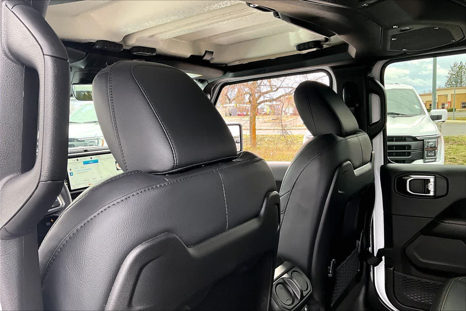 Thumbnail: 2026 Jeep Wrangler - 12