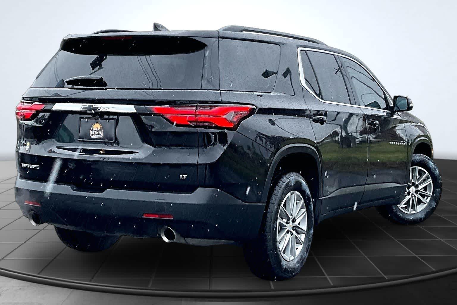 Thumbnail: 2023 Chevrolet Traverse - 23