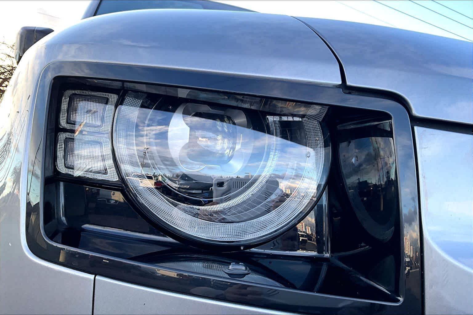 Thumbnail: 2024 Land Rover Defender - 31