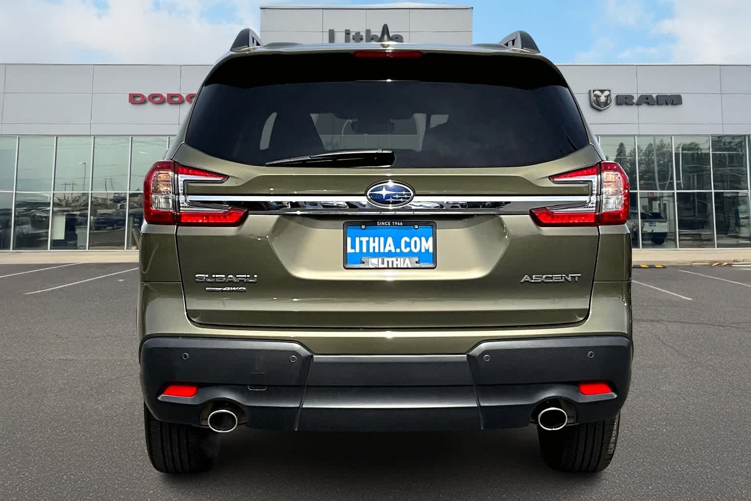 2024 Subaru Ascent Premium 4