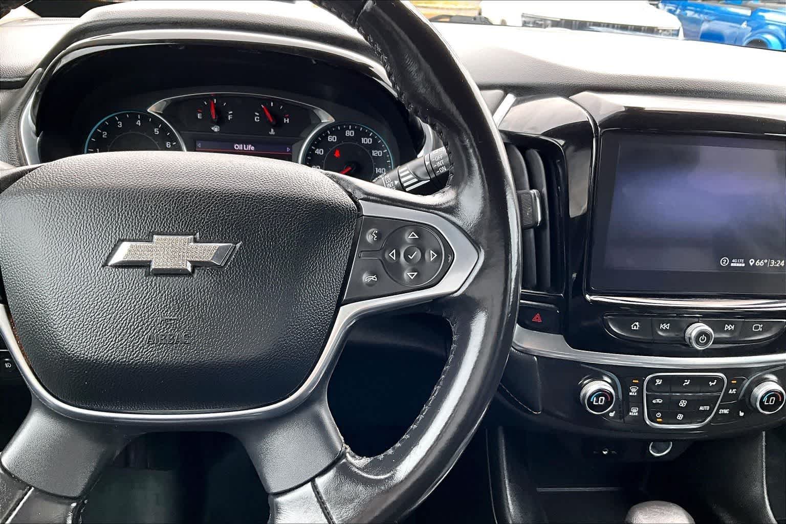 Thumbnail: 2021 Chevrolet Traverse - 26