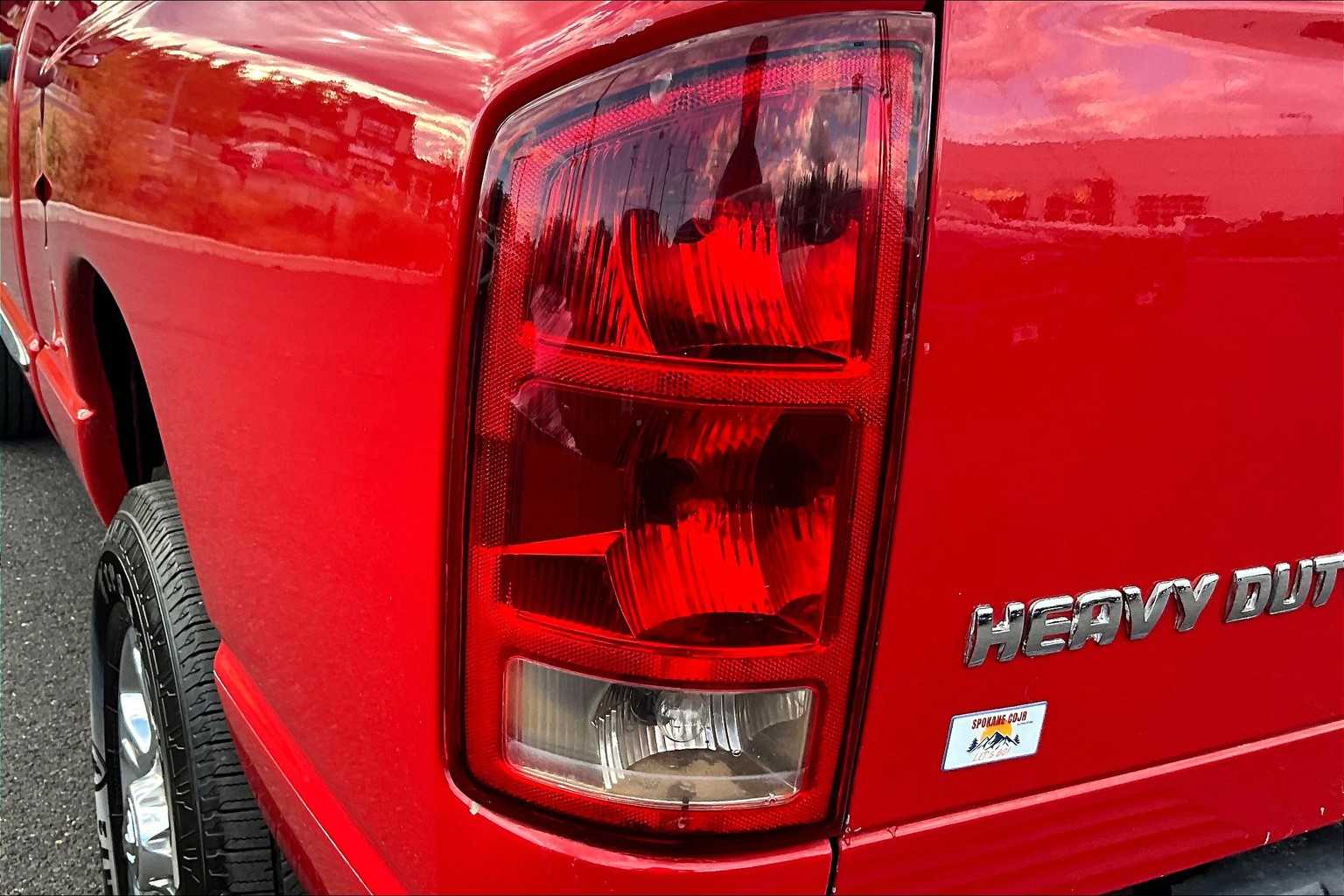 Thumbnail: 2005 Dodge Ram 2500 - 32