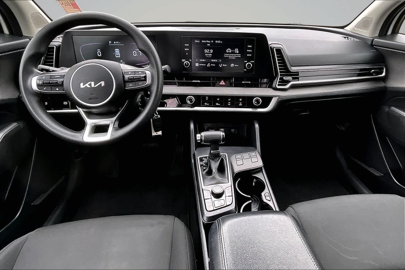 Thumbnail: 2023 Kia Sportage - 10