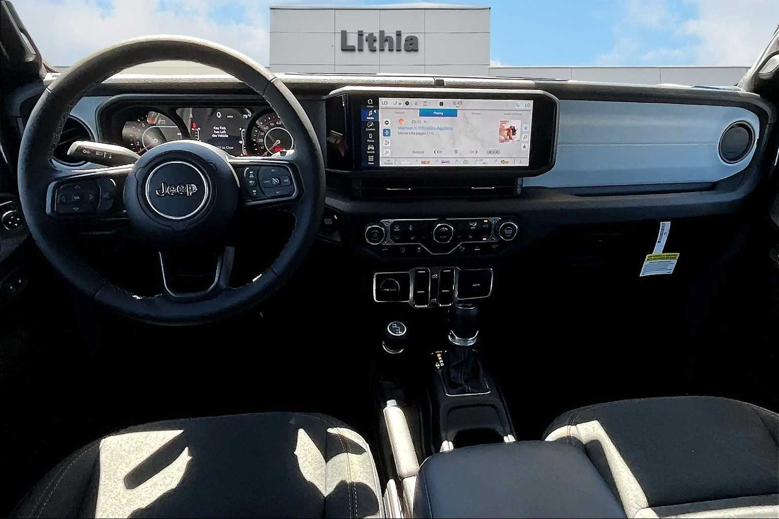 Thumbnail: 2025 Jeep Wrangler - 10