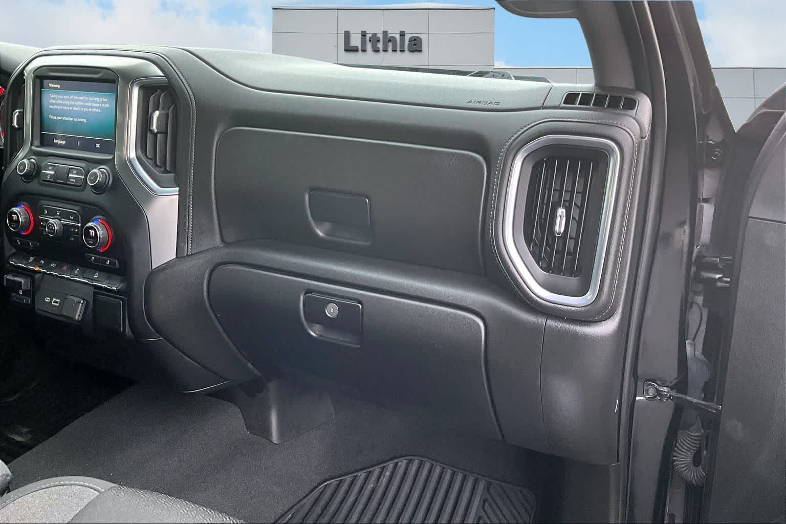 Thumbnail: 2021 Chevrolet Silverado 2500 - 24