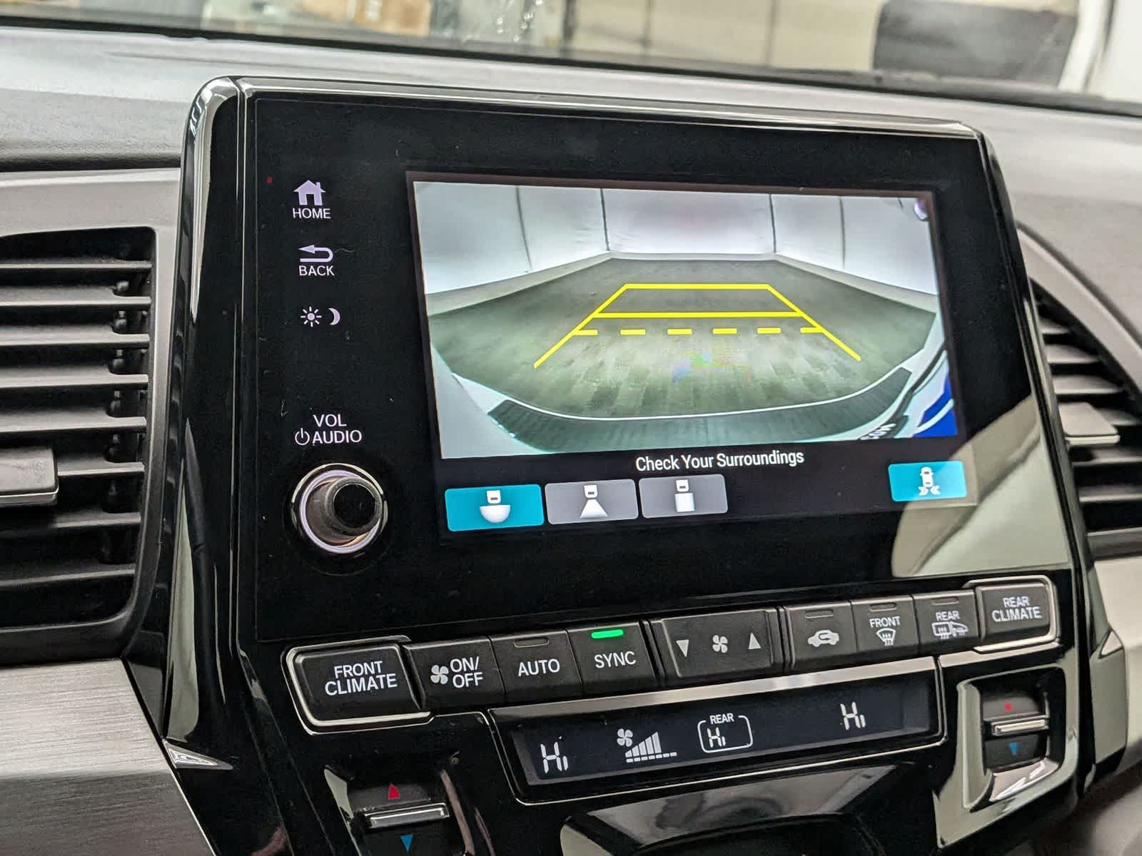 Thumbnail: 2023 Honda Odyssey - 30