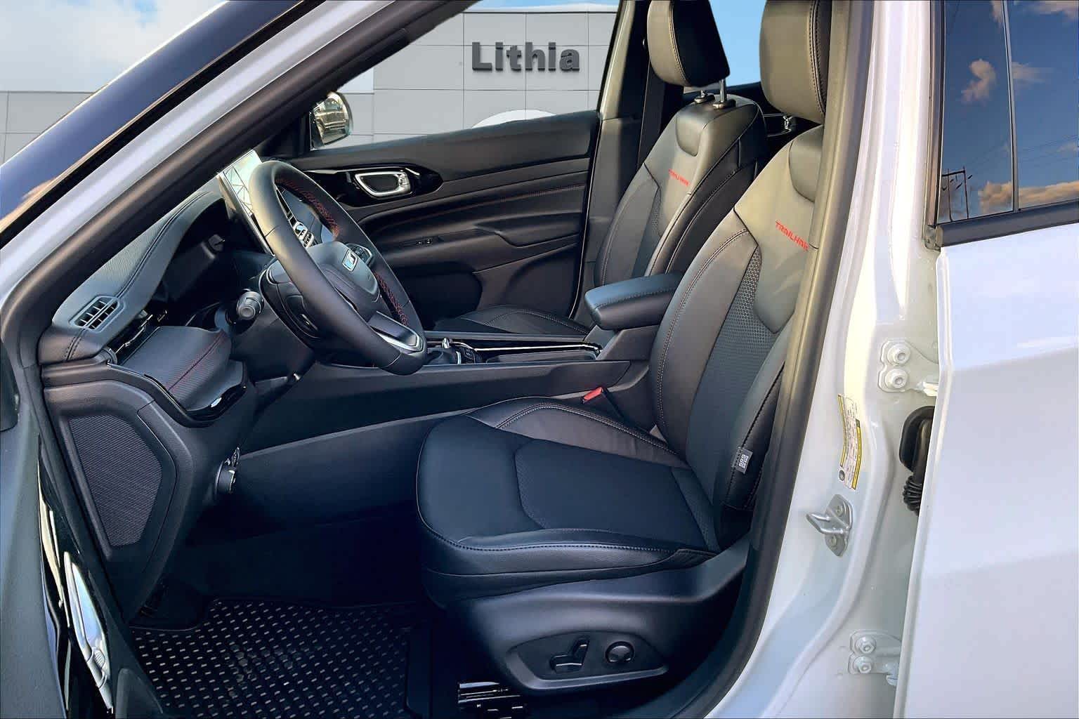 Thumbnail: 2026 Jeep Compass - 11