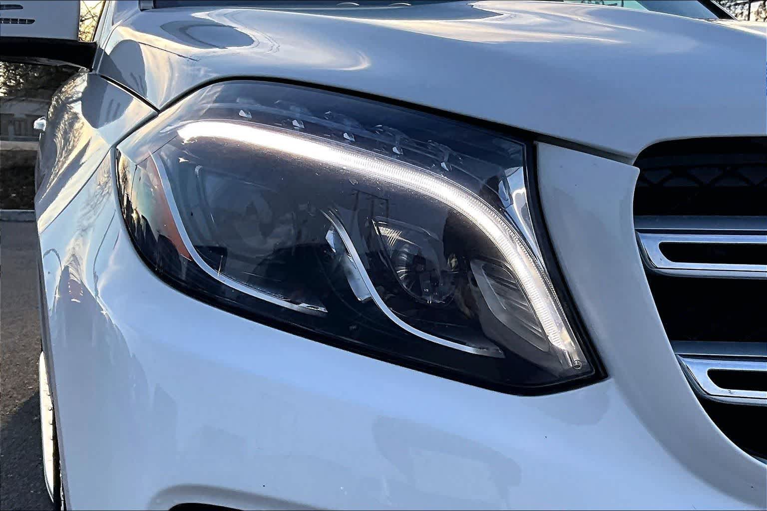 Thumbnail: 2019 Mercedes-Benz GLS - 31