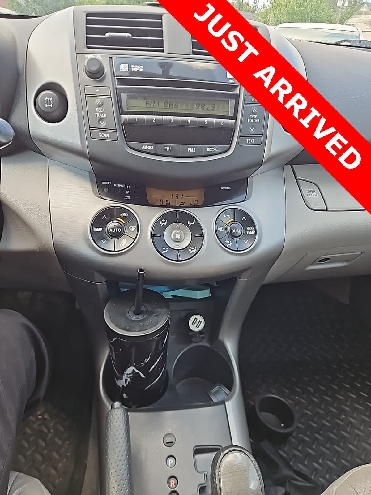 Thumbnail: 2008 Toyota RAV4 - 11