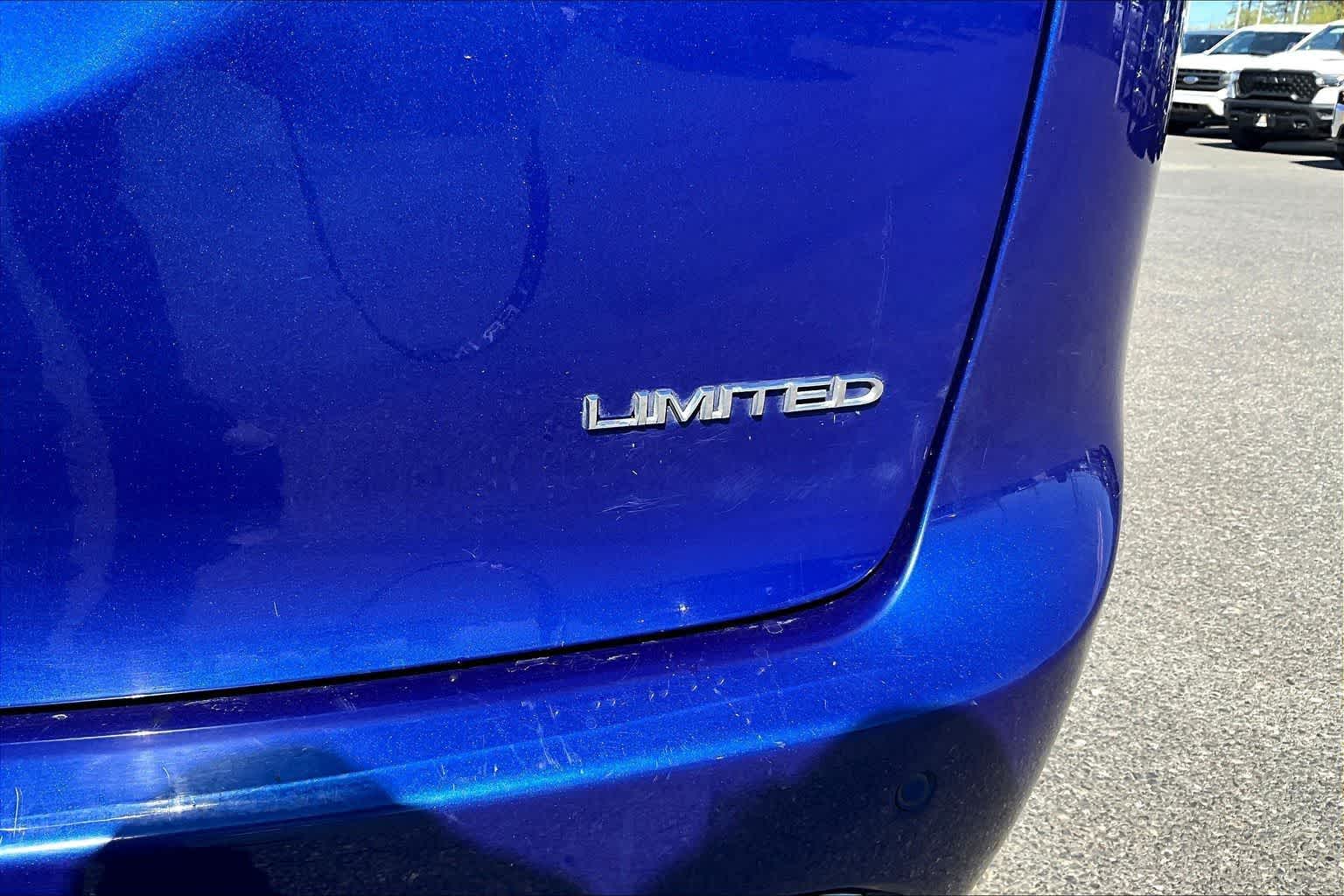 Thumbnail: 2020 Chrysler Pacifica - 7