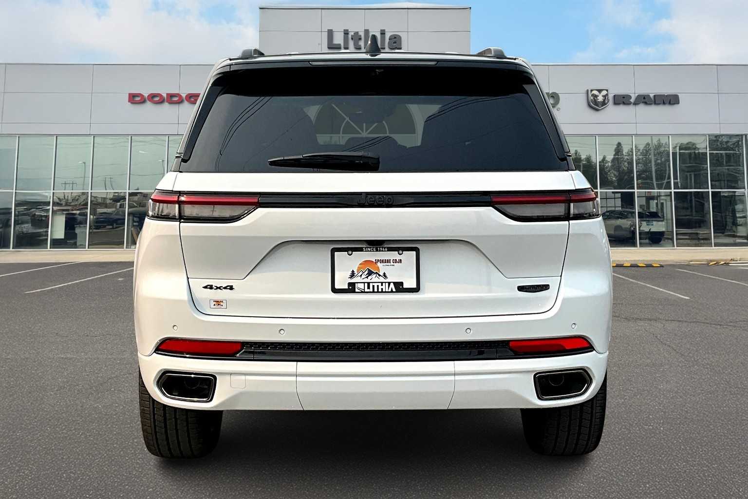 Thumbnail: 2025 Jeep Grand Cherokee - 5