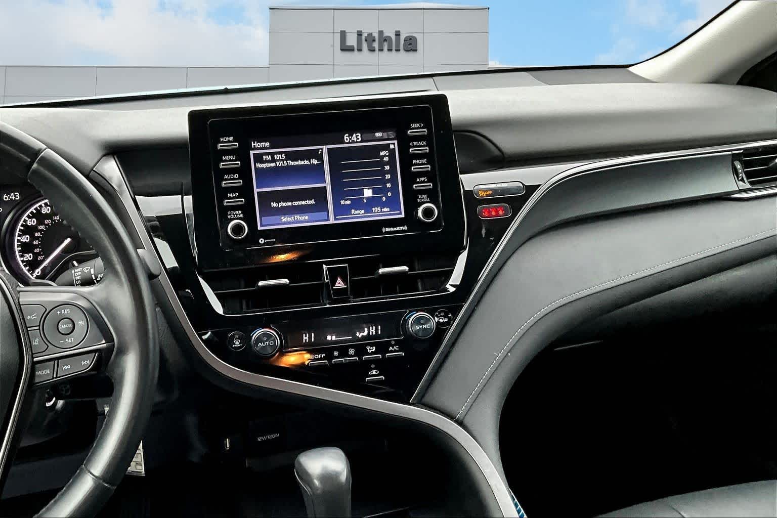 Thumbnail: 2024 Toyota Camry - 16