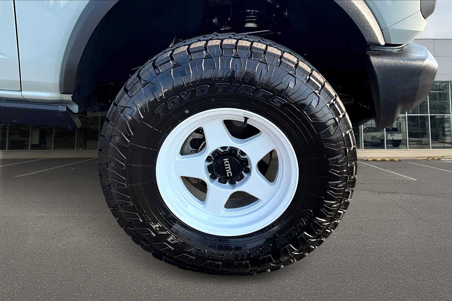 Thumbnail: 2021 Ford Bronco - 33