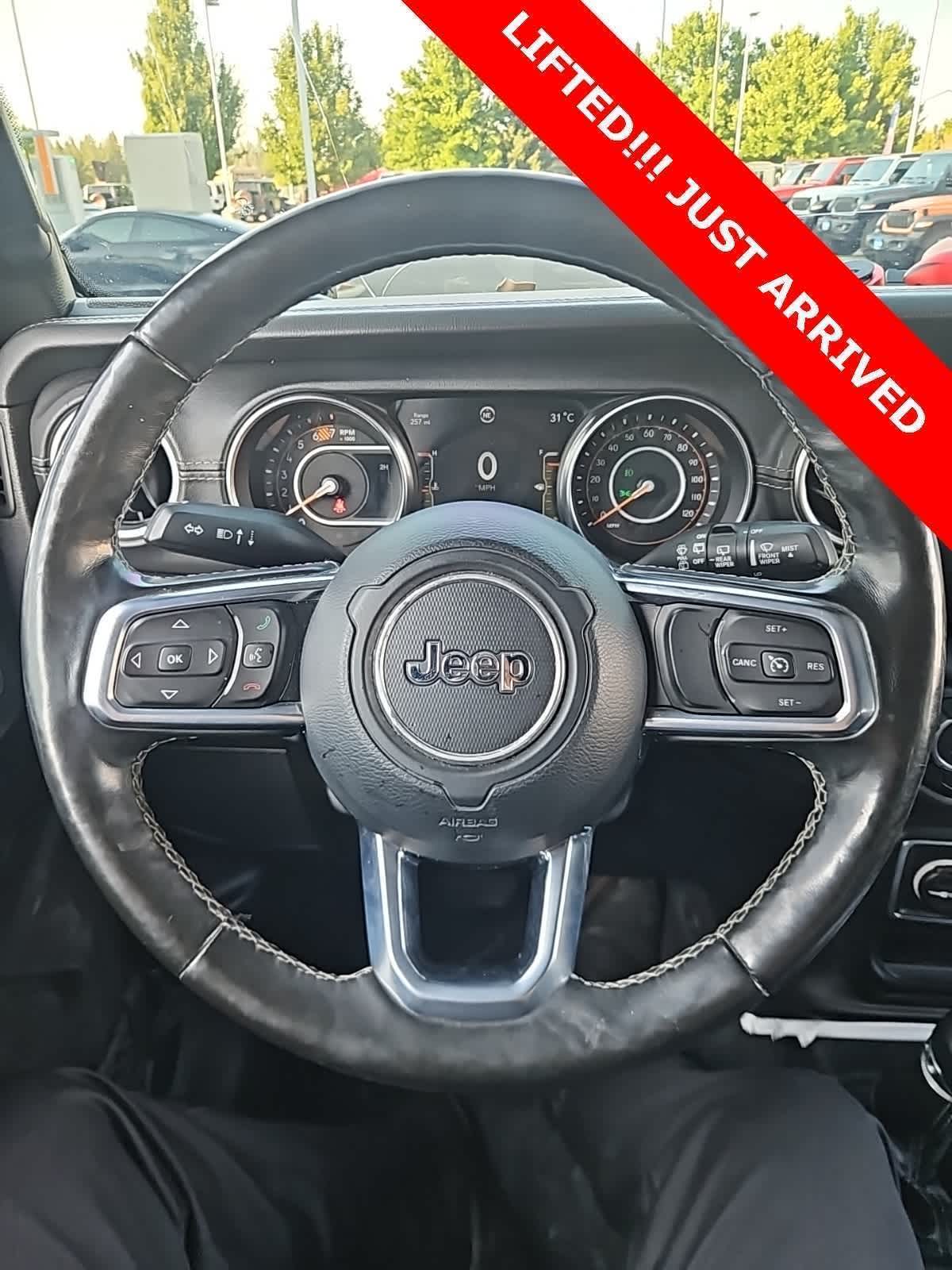 Thumbnail: 2019 Jeep Wrangler - 8