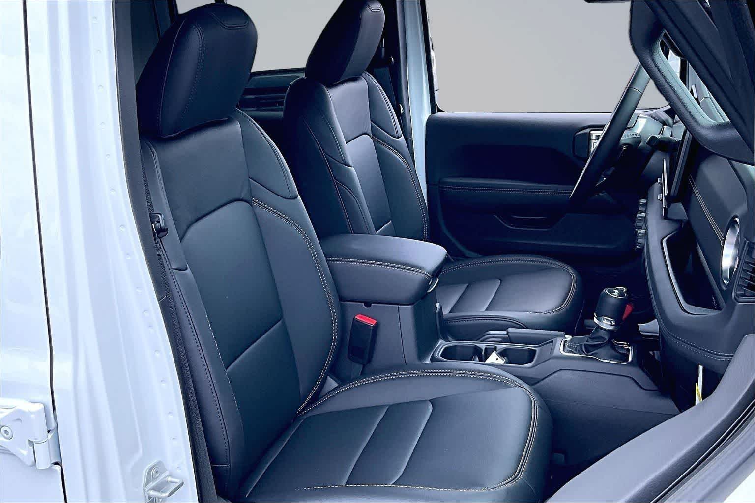 Thumbnail: 2026 Jeep Wrangler - 14
