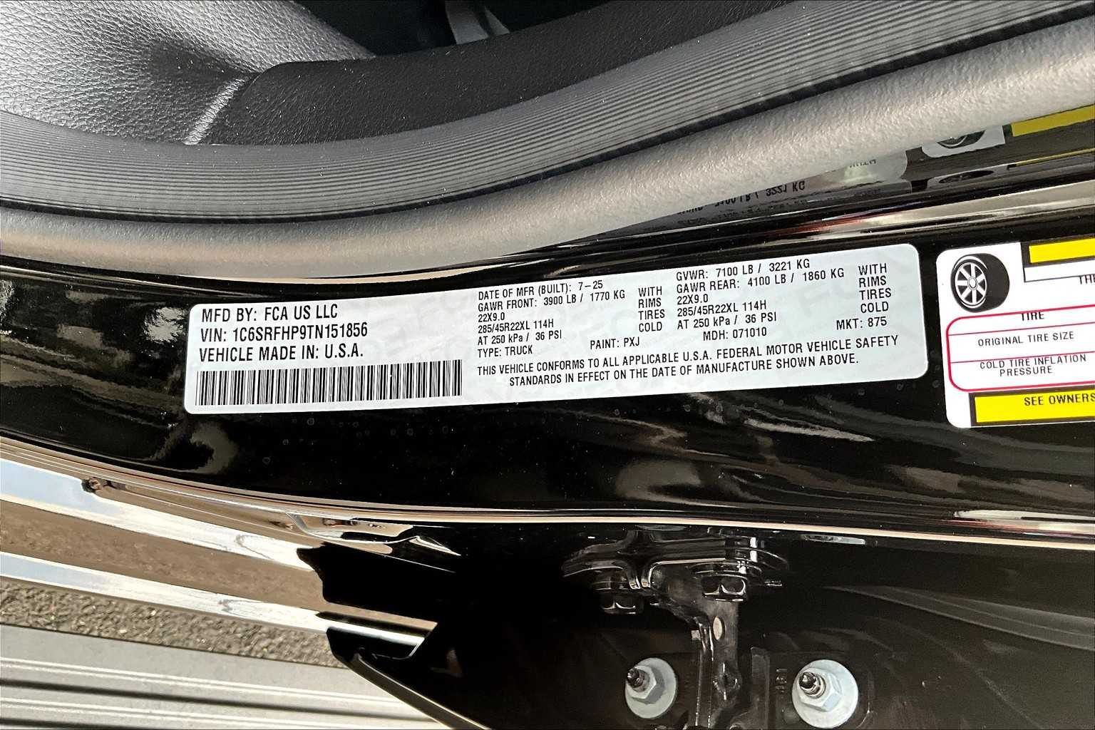 Thumbnail: 2026 RAM 1500 - 21