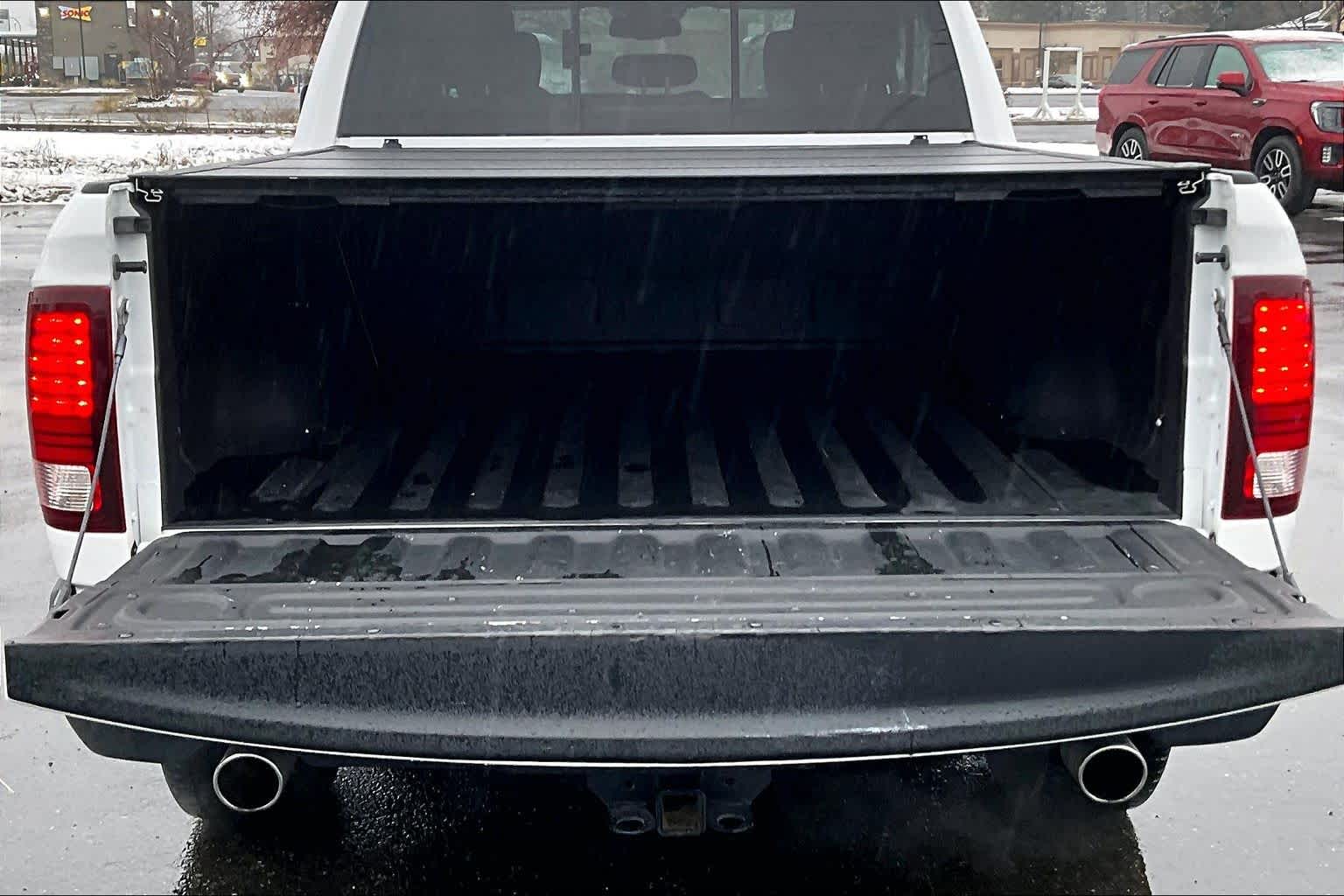 Thumbnail: 2020 RAM 1500 Classic - 19