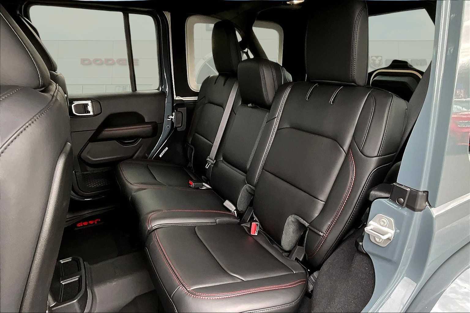 Thumbnail: 2025 Jeep Wrangler - 13