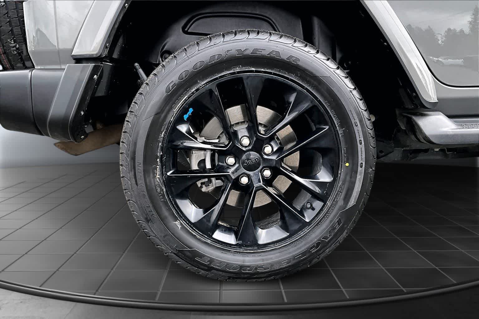 Thumbnail: 2023 Jeep Wrangler - 35