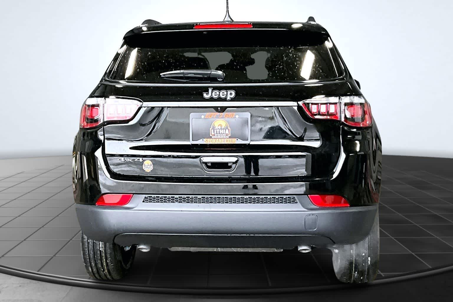 Thumbnail: 2026 Jeep Compass - 5