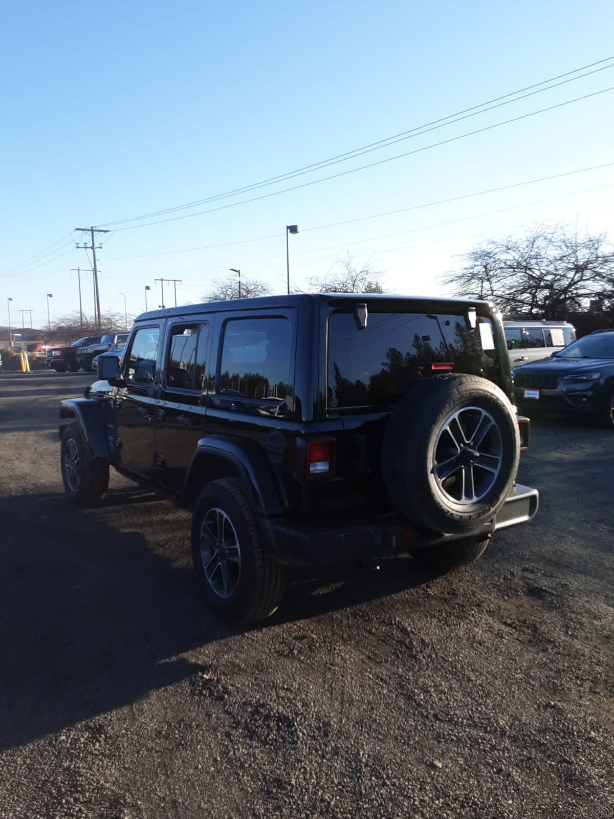 Thumbnail: 2023 Jeep Wrangler - 6