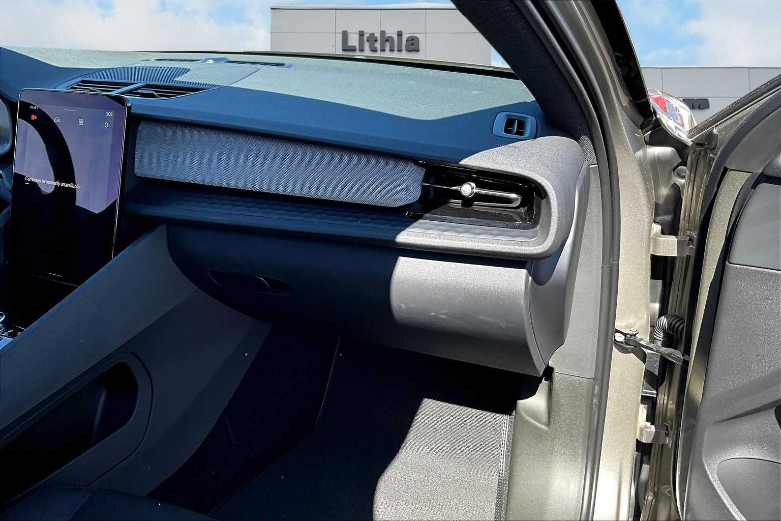 Thumbnail: 2022 Polestar 2 - 20
