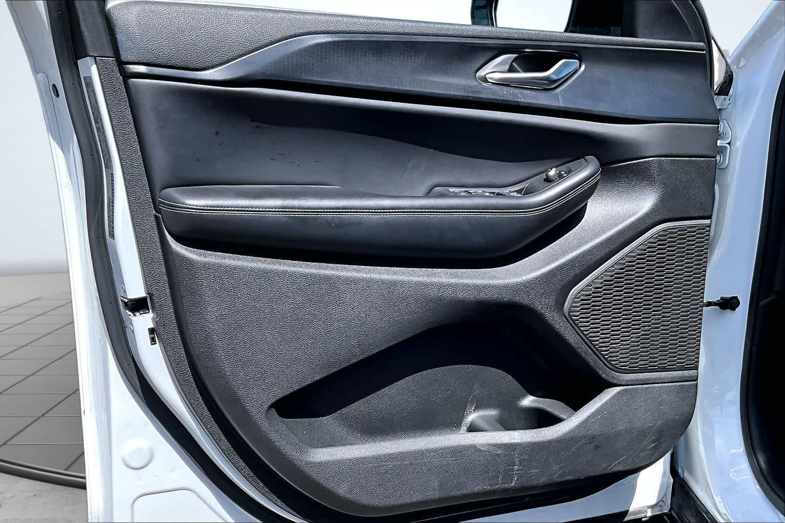 Thumbnail: 2024 Jeep Grand Cherokee - 27