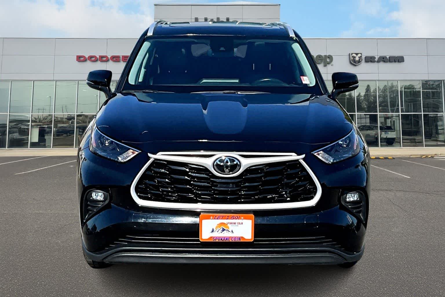 Thumbnail: 2024 Toyota Highlander - 6