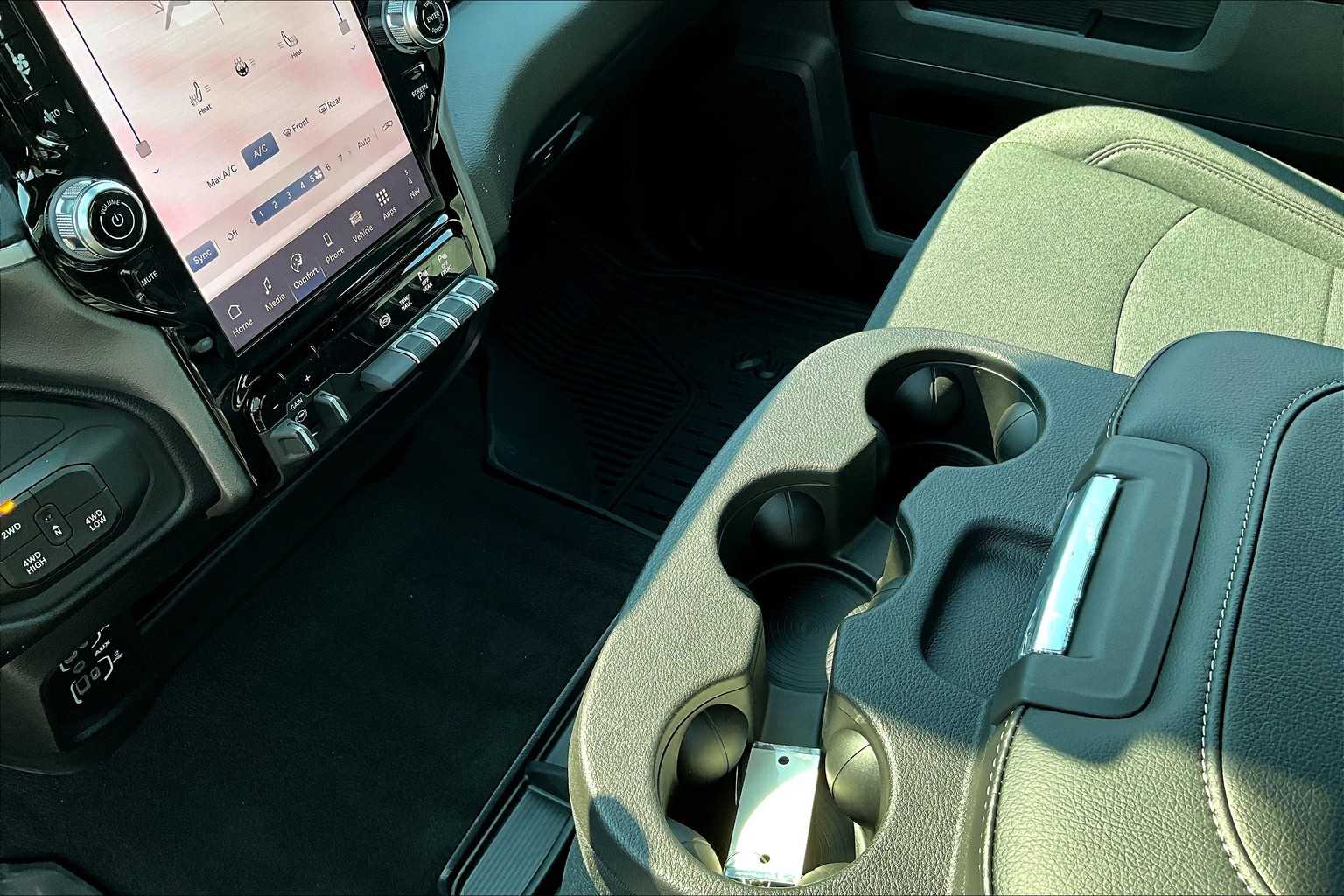 Thumbnail: 2026 RAM 3500 - 17